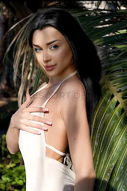 Frenie - picture 1 of 6