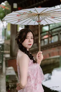 meomeo - picture 1 of 5