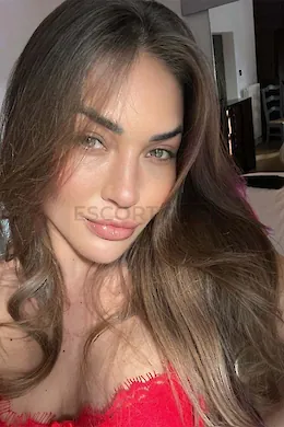 Xyla - picture 1 of 7