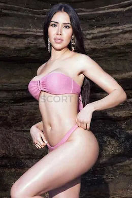 Kalani - picture 3 of 6