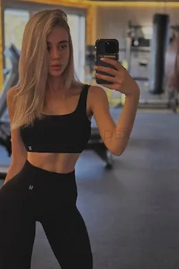 Priscilla - picture 1 of 6