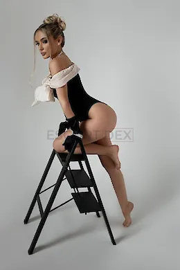 Essi - picture 20241102 of 4