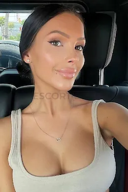 Clarinda - picture 1 of 6