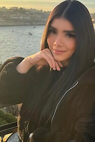 Aleyna available in Berlijn