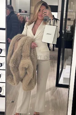 Sophia - picture 1 of 8