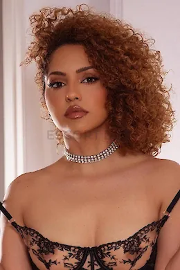 Beatriz - picture 8 of 6