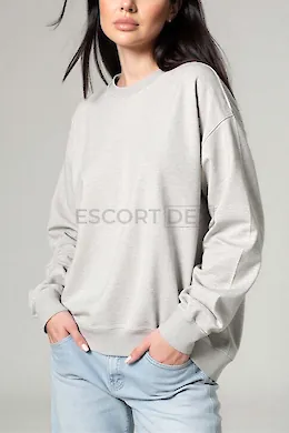 Daniela - picture 1 of 9