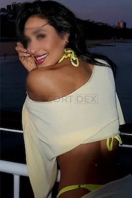 Lunita - picture 1 of 4