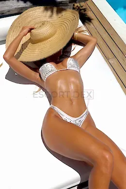 Kiki - picture 1 of 4