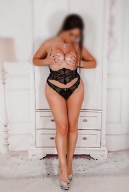 Nicky available in Amsterdam