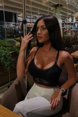 Lea - picture 1 of 4