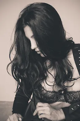 Adriana - picture 1 of 9