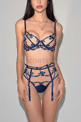 Gianna - picture 1 of 9