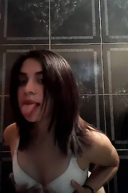 Barbara - picture 1 of 5