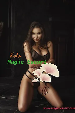 Norah - picture 3 of 4