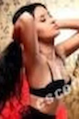 Nyla - picture 1 of 3