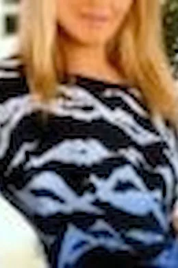 Scarlet - picture 1 of 5