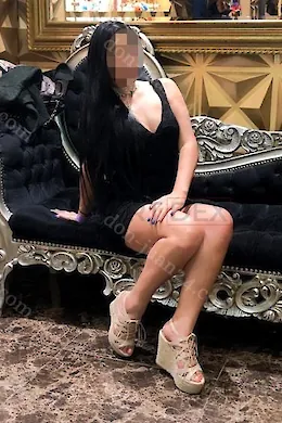 Fernanda - picture 4 of 3