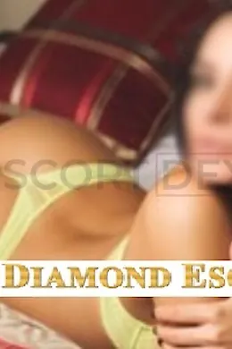 Courtney - picture 1576949874 of 6