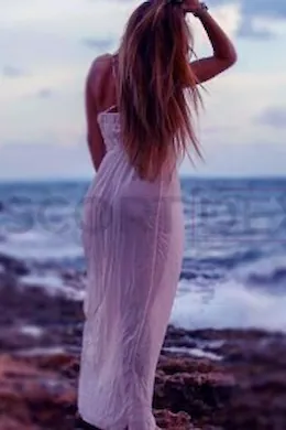 Jessica Hot - picture 1 of 3