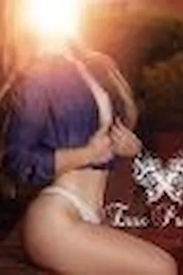 Kim - picture 1 of 6