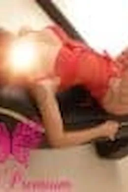 Camila - picture 1 of 6