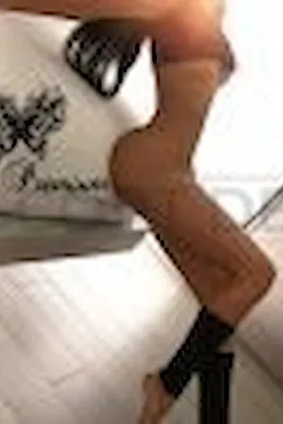 Emiliana - picture 1 of 6