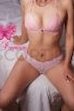 Carla - picture 1 of 6