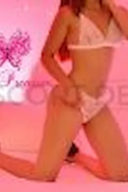 Juliana - picture 1 of 6