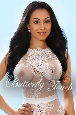 Stefany - picture 1 of 6