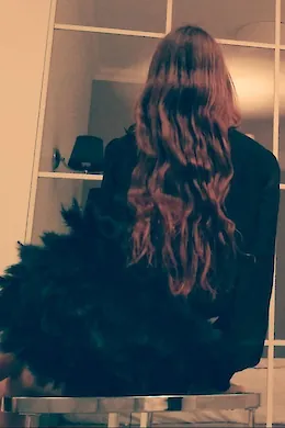 Luxury date - picture 1 of 5