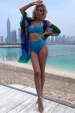 Leomie - picture 1 of 6