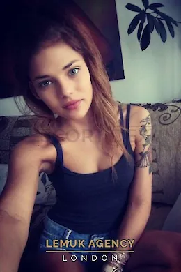 Rebecca - picture 1546091039 of 4