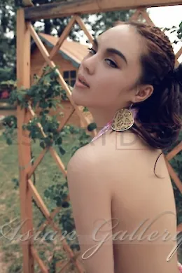 Adela - picture 1266606772 of 6