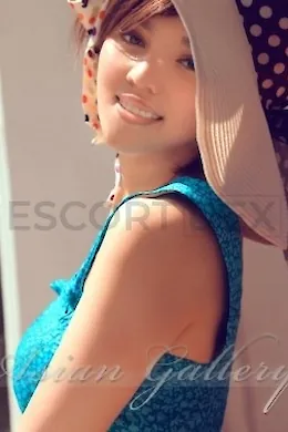 Adela - picture 1266606462 of 6