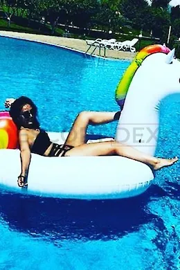 Yanna - picture 1587671171 of 5