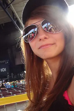 maya69 - picture 1 of 4