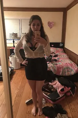 Hailey - picture 1 of 4