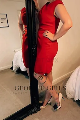 Lucy - picture 1 of 4