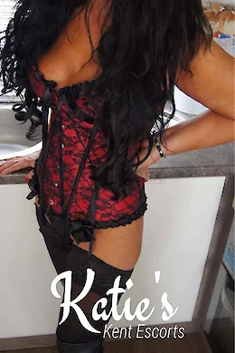 Sindy - picture 1 of 4