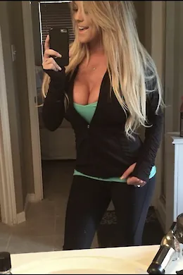 Fernande - picture 1 of 4