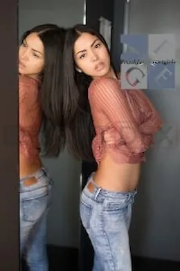 luna - picture 1 of 3