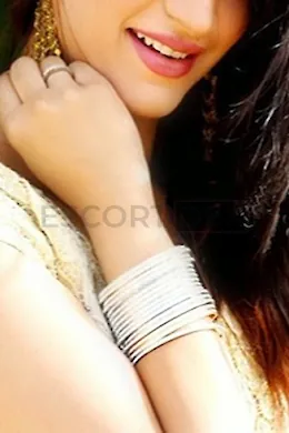 PRIYANSHI - picture 1 of 4