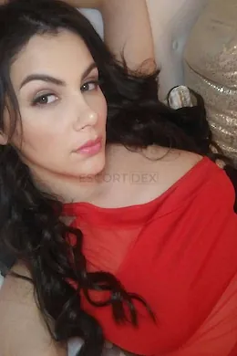 Véronique - picture 1 of 3