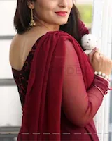 SONIA AGARWAL - picture 1 of 4