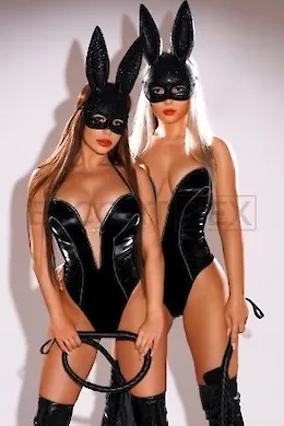 Ana Sparkles - picture 1 of 4