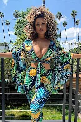 Moor sexy - picture 1 of 3