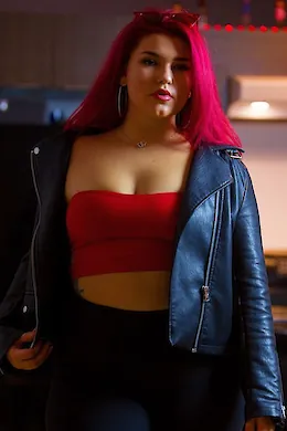 Eva - picture 1 of 6