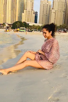 Bangalore Girl - picture 1 of 3