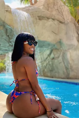 Shaunxx - picture 1 of 4